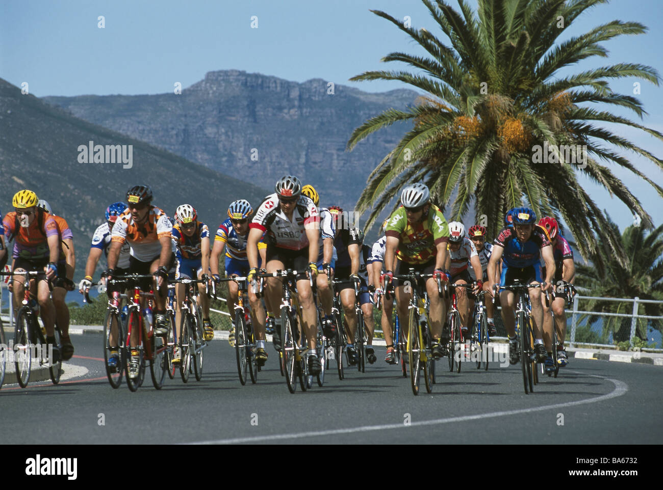Argus Rennen Clifton rettet Laufwerke Treiber Fahrräder Gruppe Kap-Provinz Kapstadt Menschen in Afrika palm Provinz West-Kap Stockfoto