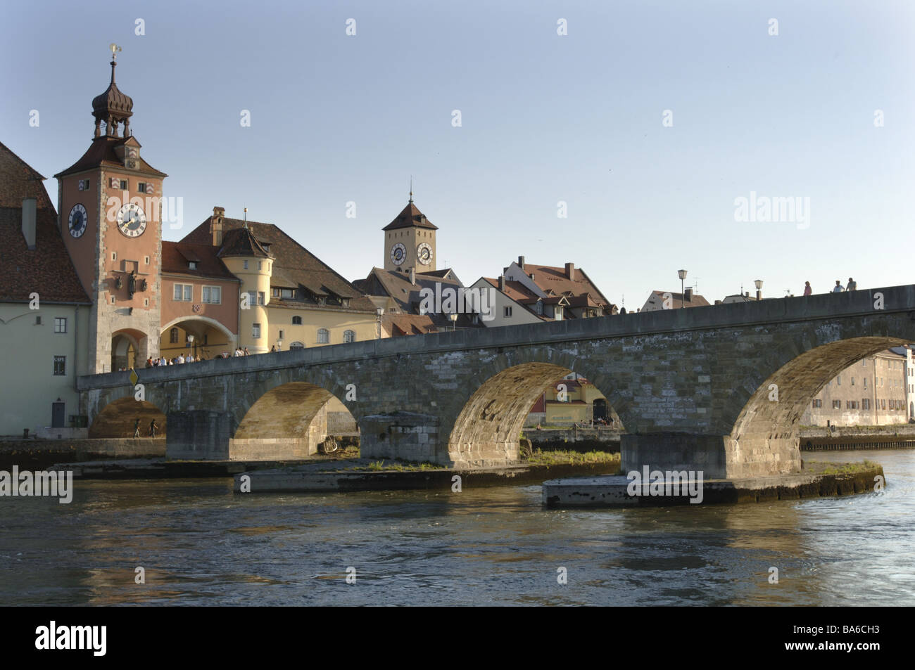 Deutschland Bayern Regensburg alten Teil der Stadt Stadt-Meinung Stein Brücke Donau Süddeutschland Kellner-Pfalz Flussstadt Stockfoto