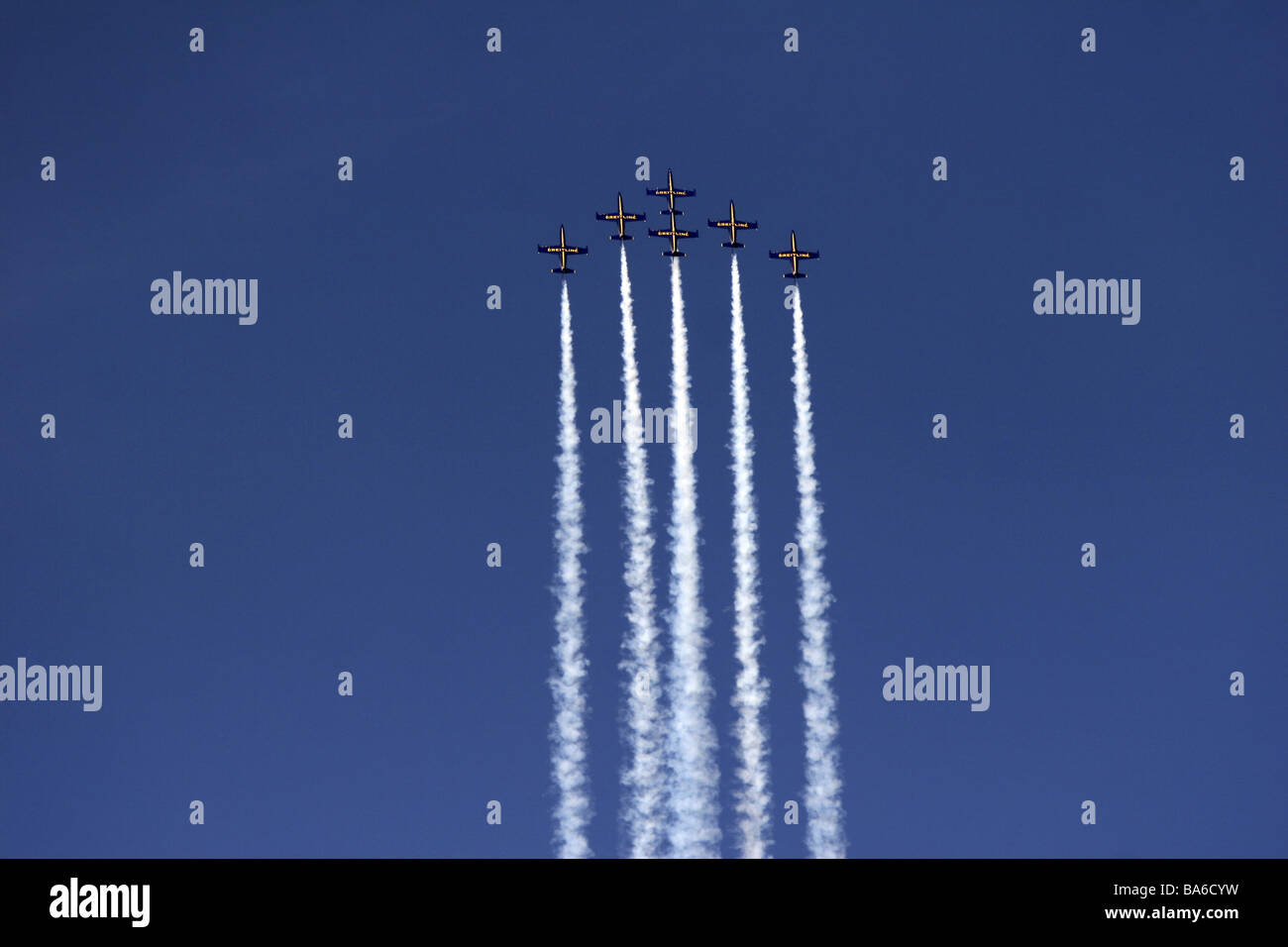 Breitling Jet Team-Formationsflug 2005 Al Ain-Arabische Emirate nur redaktionell Airshows Babylon Freefly S.L. Flug-show Stockfoto