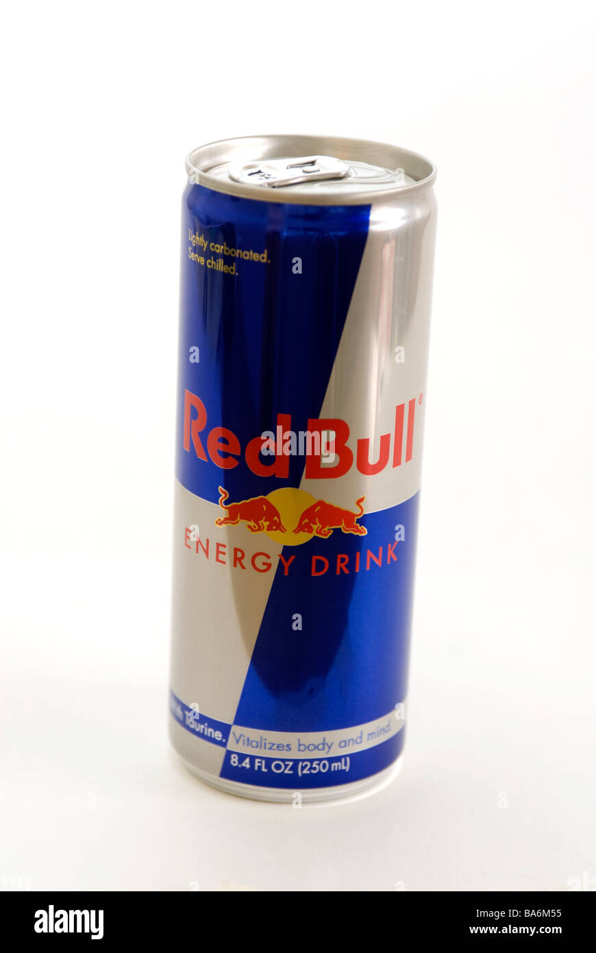 Eine Dose Red Bull Energy Drink Stockfoto