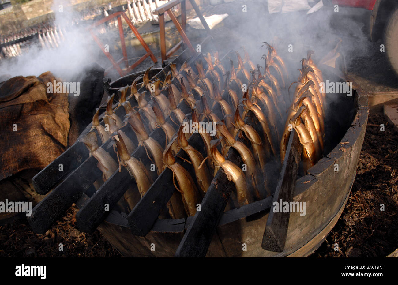 Arbroath Smokies zum Verkauf an einen Bauernmarkt in Schottland Stockfoto
