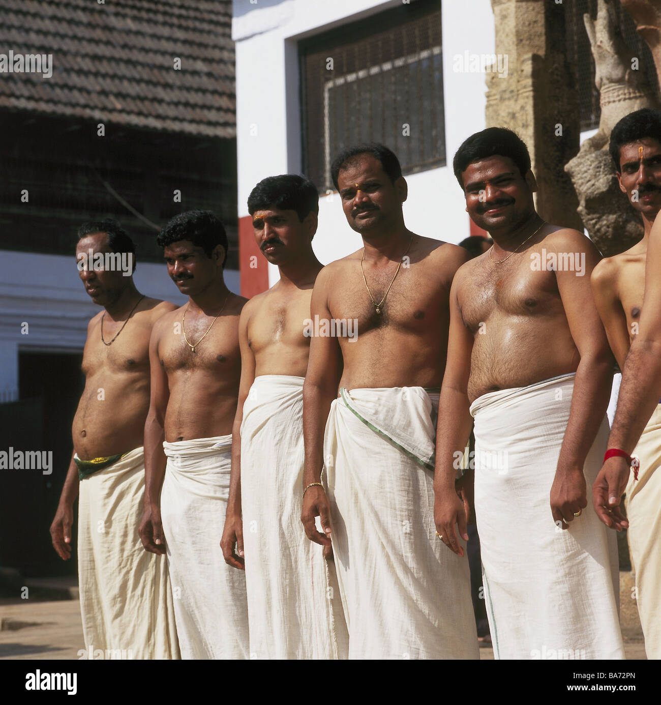 Indien Kerala Trivandrum Tempel Padmanabhaswamy Männer Gruppenbild keine Modelle veröffentlichen Asien Tempel-Anlage Anblick frei oberen Stockfoto