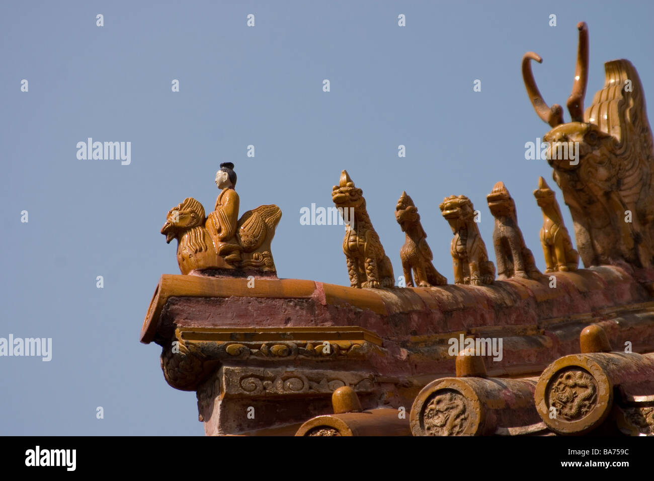 Das Dachende einen Turm auf dem Gelände des Forbiden Stadt Peking Stockfoto