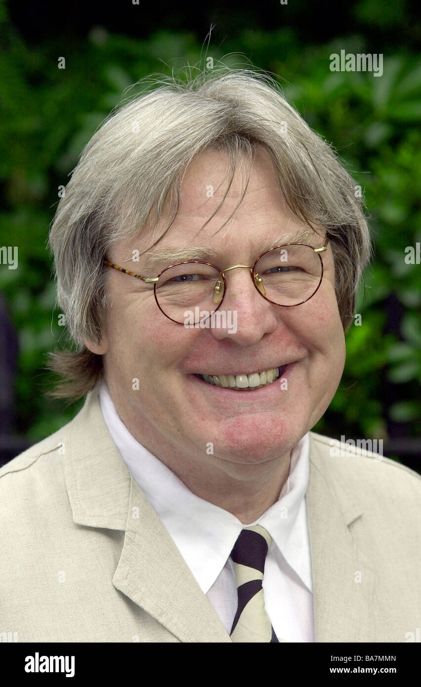 REGISSEUR ALAN PARKER IM PROMI-PARTY IN CHELSEA LONDON Stockfoto