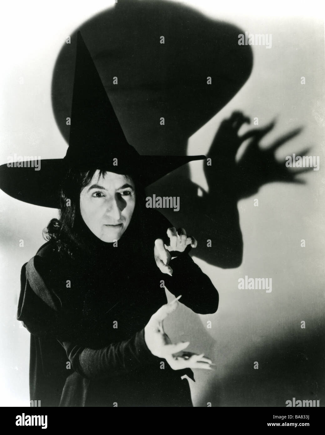 DER Zauberer von OZ 1939 MGM-Film mit Margaret Hamilton als die böse Hexe Stockfoto