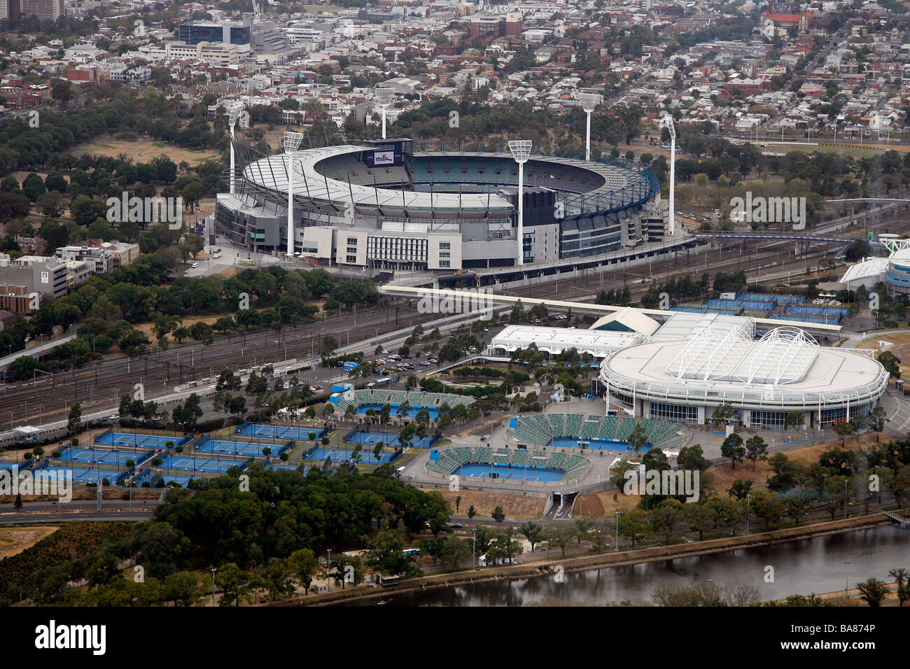 Luftbild von Melbourne Park und das MCG in Melbourne, Australien. Stockfoto