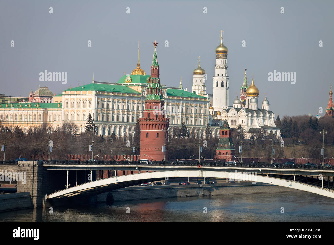 Blick über den Kreml und die Moskwa Moscow Russia Stockfoto