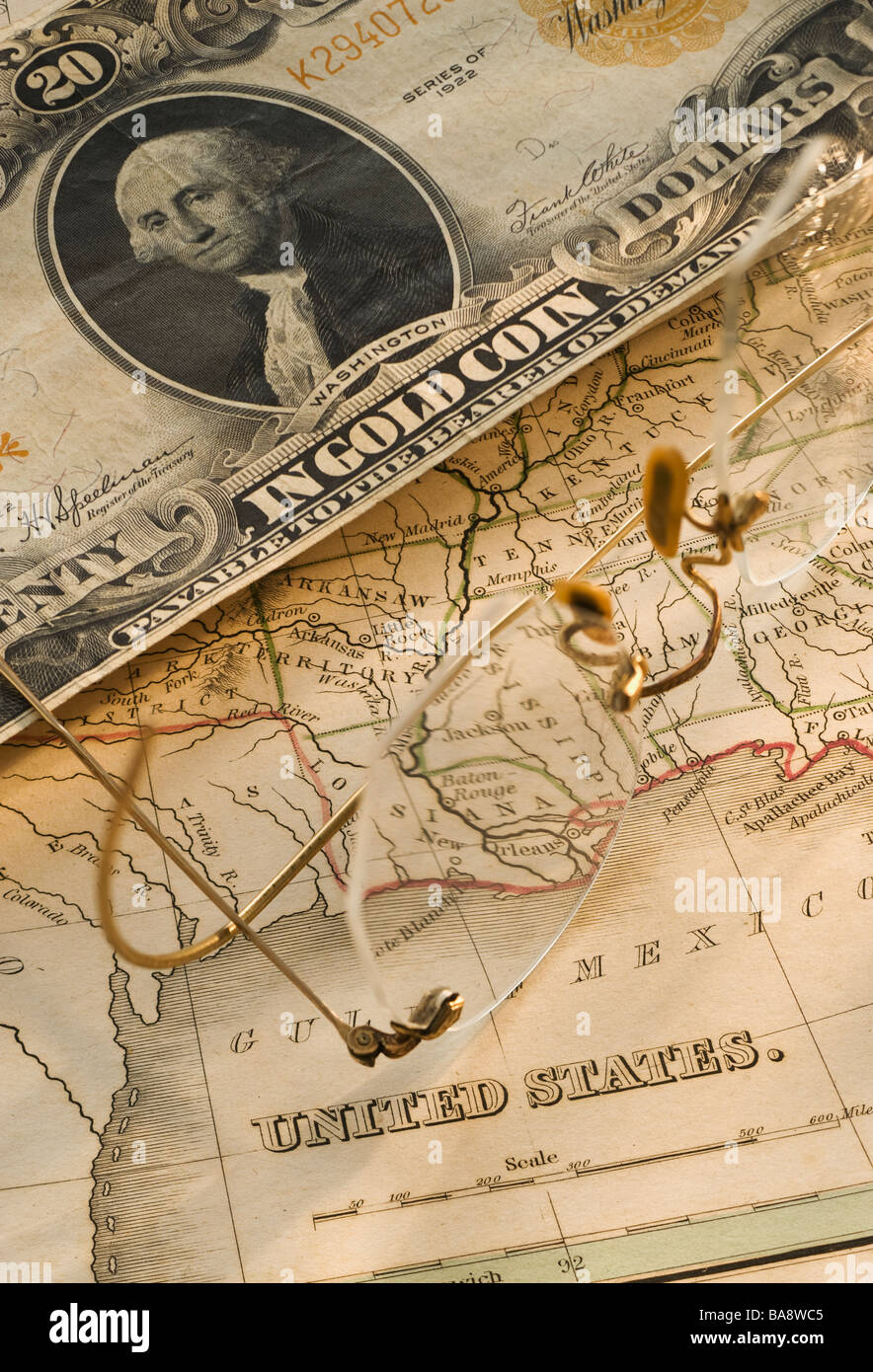 Antike Karte und Dollar bill Stockfoto