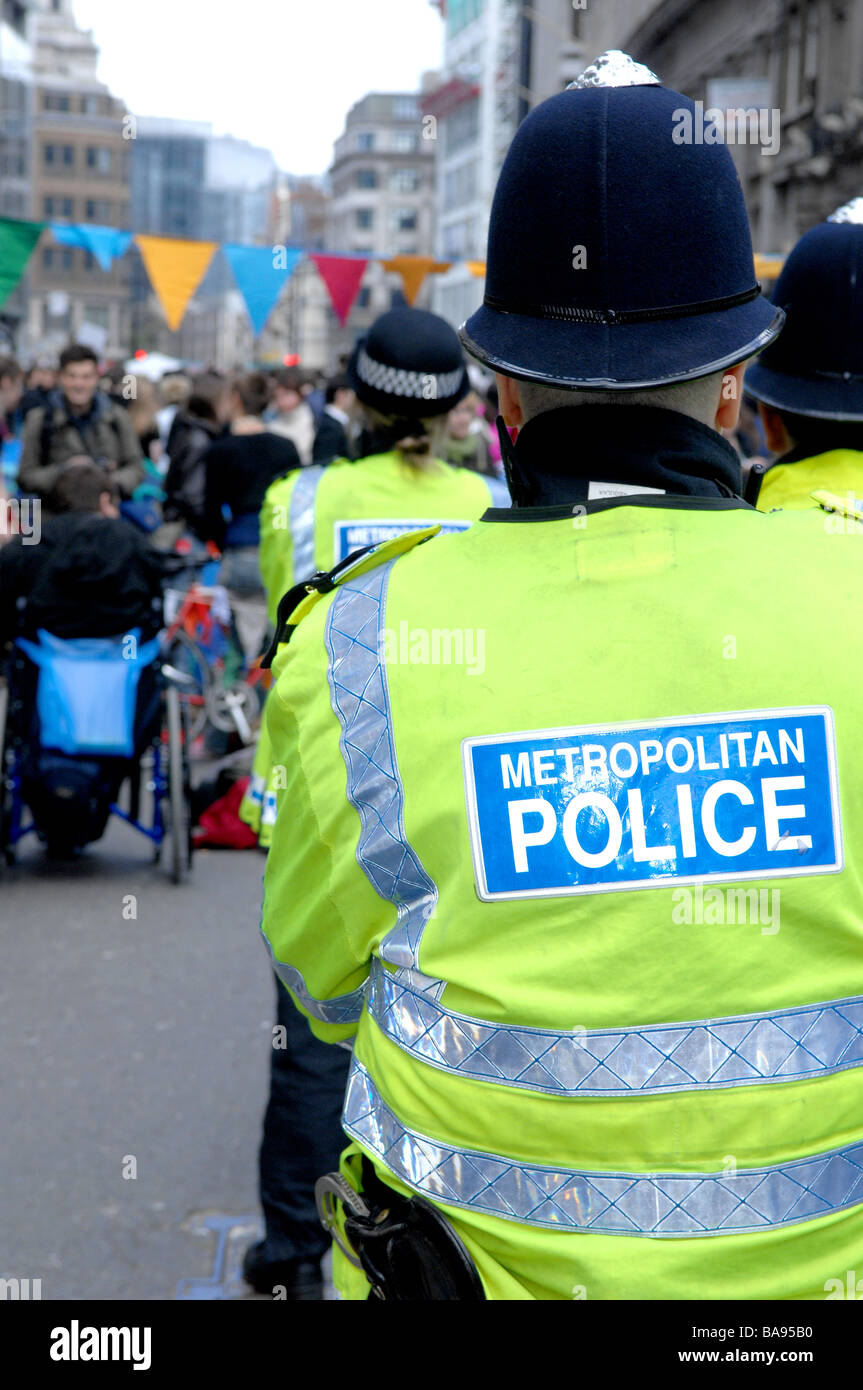 Polizei Crowd Control g20 Stockfoto