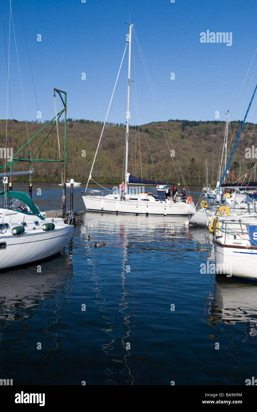 Lake Windermere Marina in der Nähe von Cockshott Punkt Stockfoto