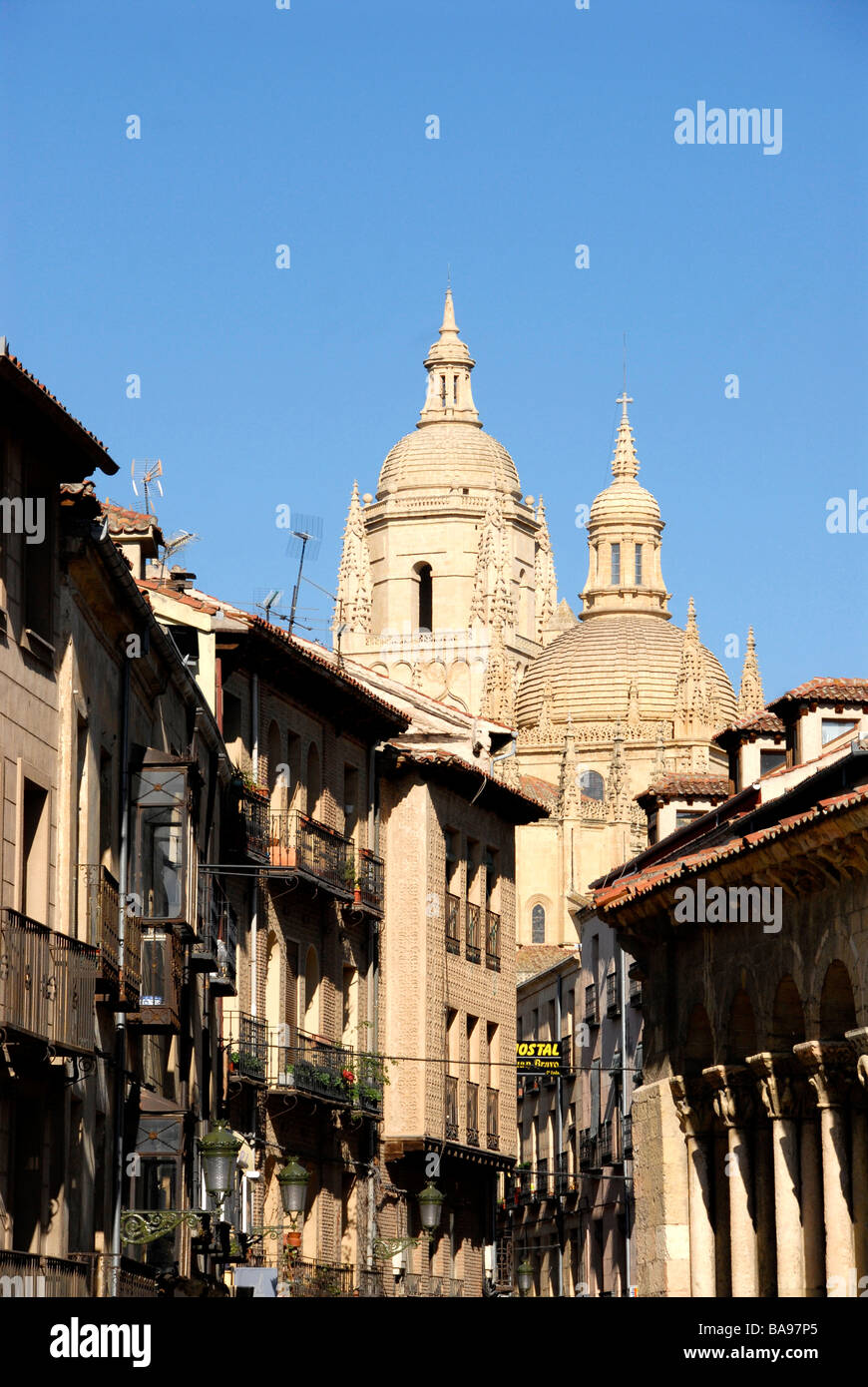 Straße und Kathedrale Segovia Castilla und Leon Spain Stockfoto