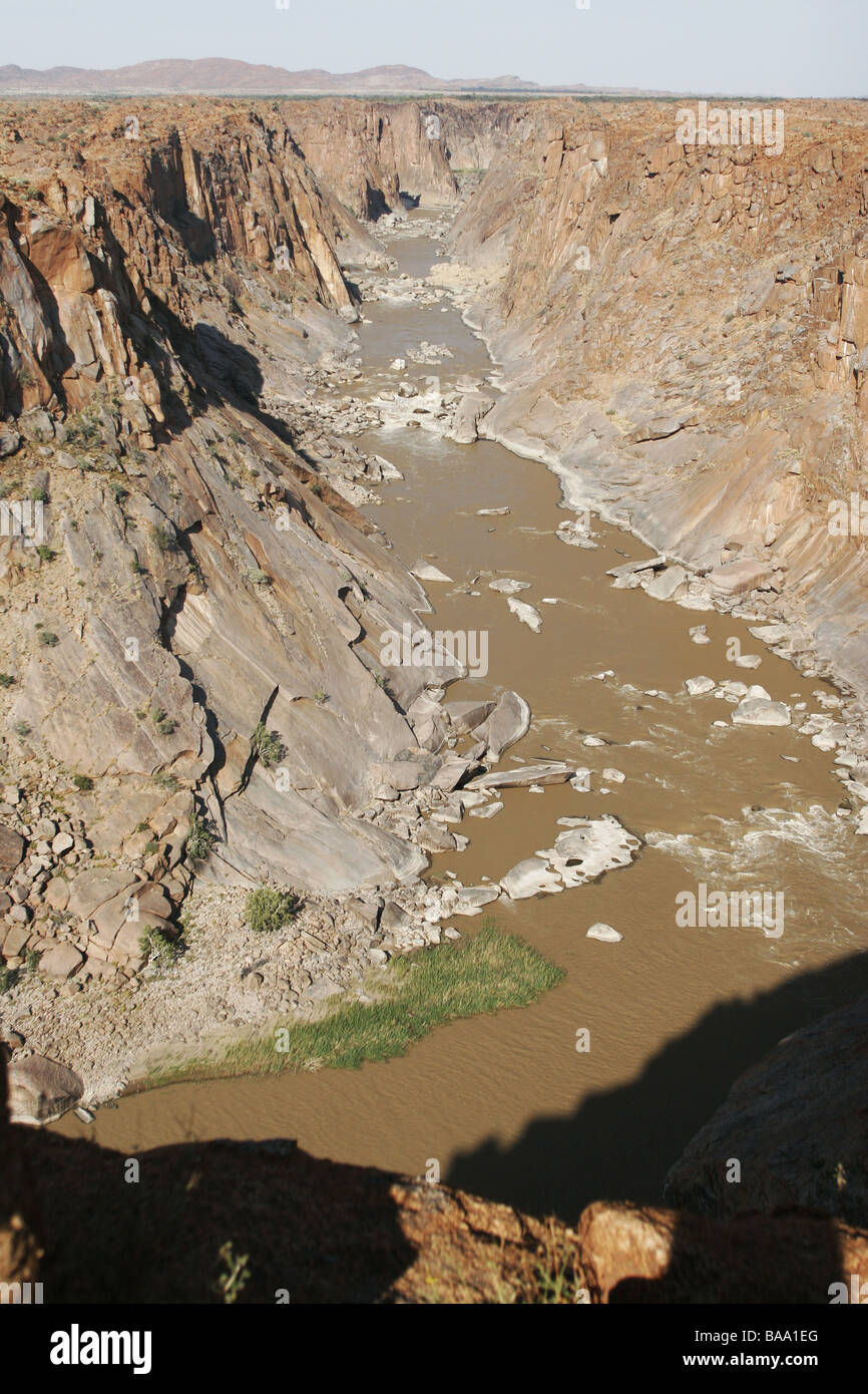 Der Orange River schlängelt sich aber eine Schlucht im Augrabies National Park in Südafrika Northern Cape Stockfoto