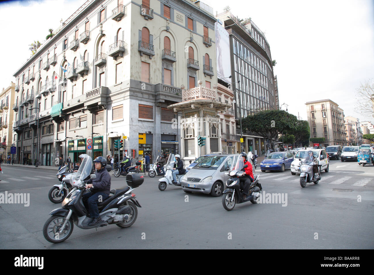 Straßenverkehr, Palermo, Sizilien, Italien Stockfoto