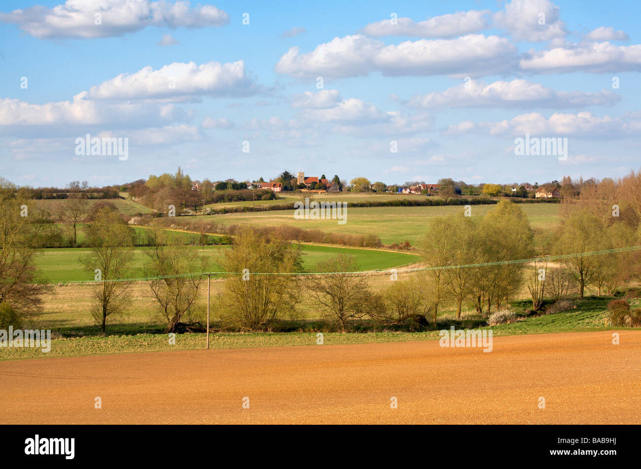 UK England Nord Essex Fluss Colne Valley und Fordham Kirche im Frühling Stockfoto