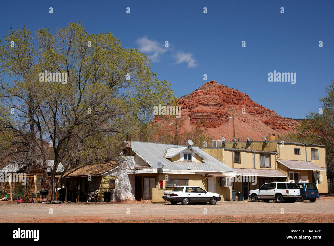 typische amerikanische Holzhäuser am Highway 89 in der Kleinstadt Kanab Kane County Utah usa Stockfoto