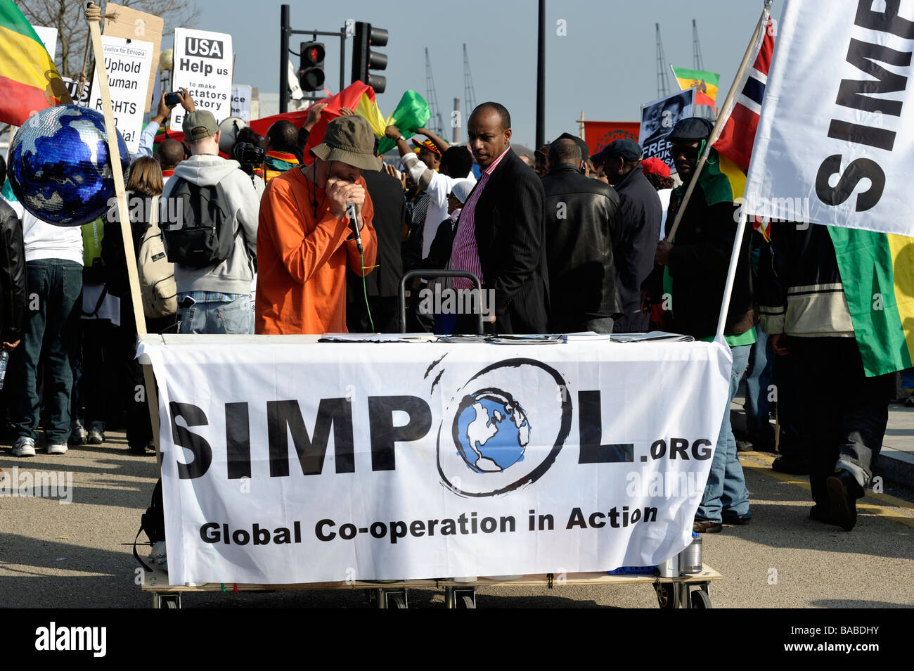 Während des G20-Gipfels - 2. April in London zu protestieren.  2009 Stockfoto