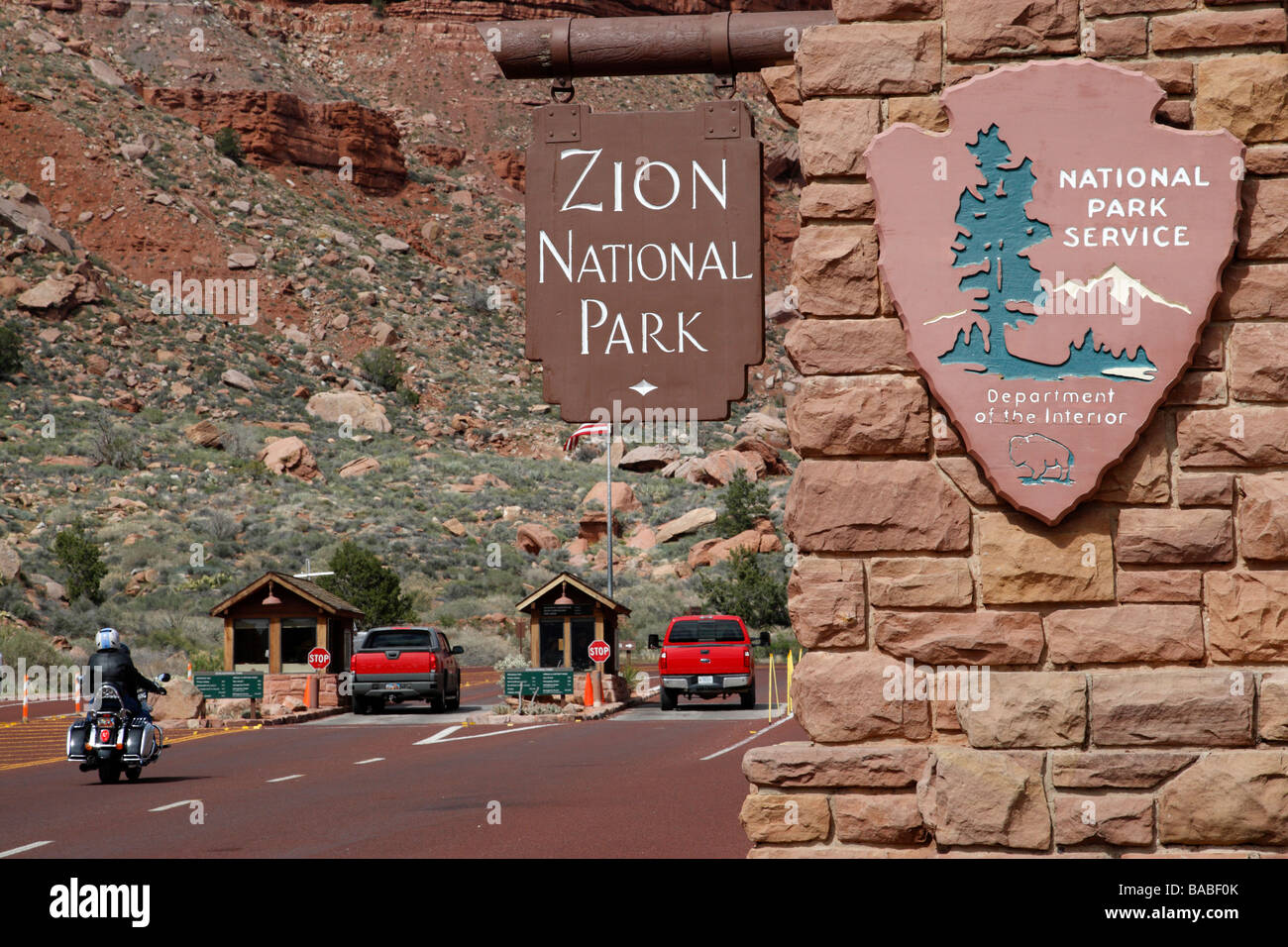 Eingang zum Zion CanyonNationalpark von Springdale Utah usa Stockfoto