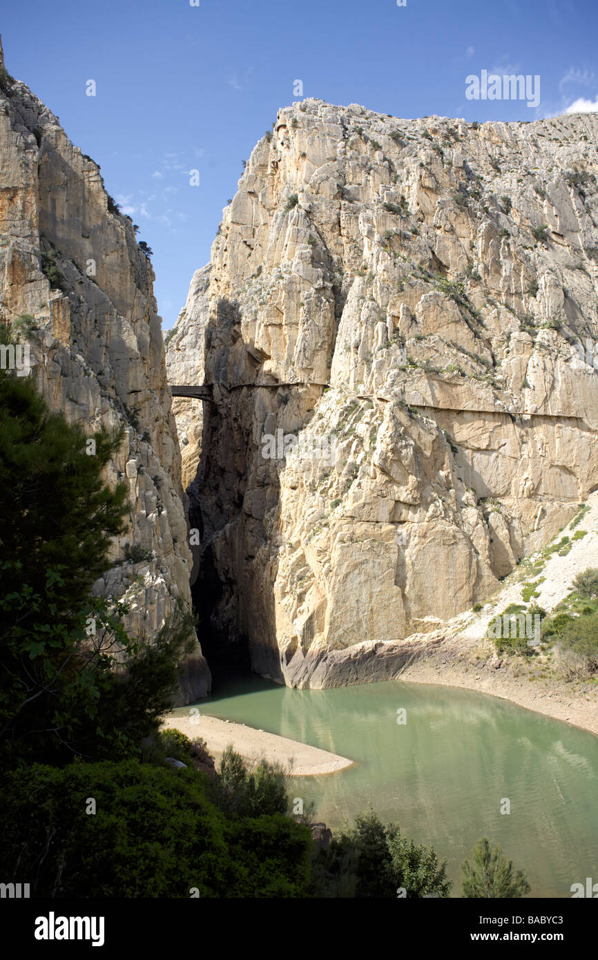 El Desfiladero de Los Gaitanes Schlucht oder Schlucht geschnitzt vom Fluss Rio Guadalhorce, El Chorro, Andalusien, Spanien, Europa Stockfoto