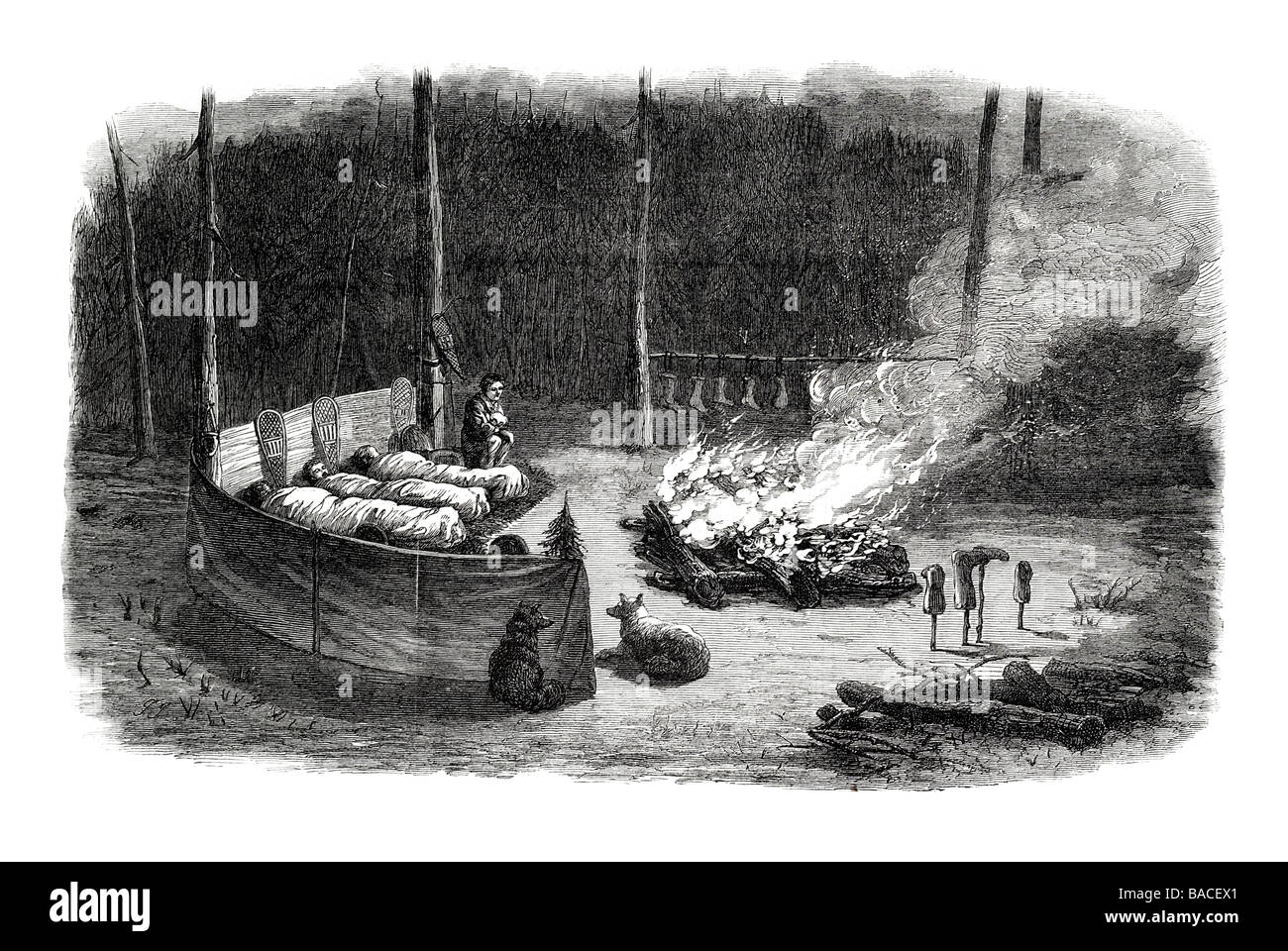 Camp in Alaska Woods spät russische Amerika 1868 Feuer Feuer schlafen schlafen Rest Wärme warme Hitze verbrennen blaze Stockfoto