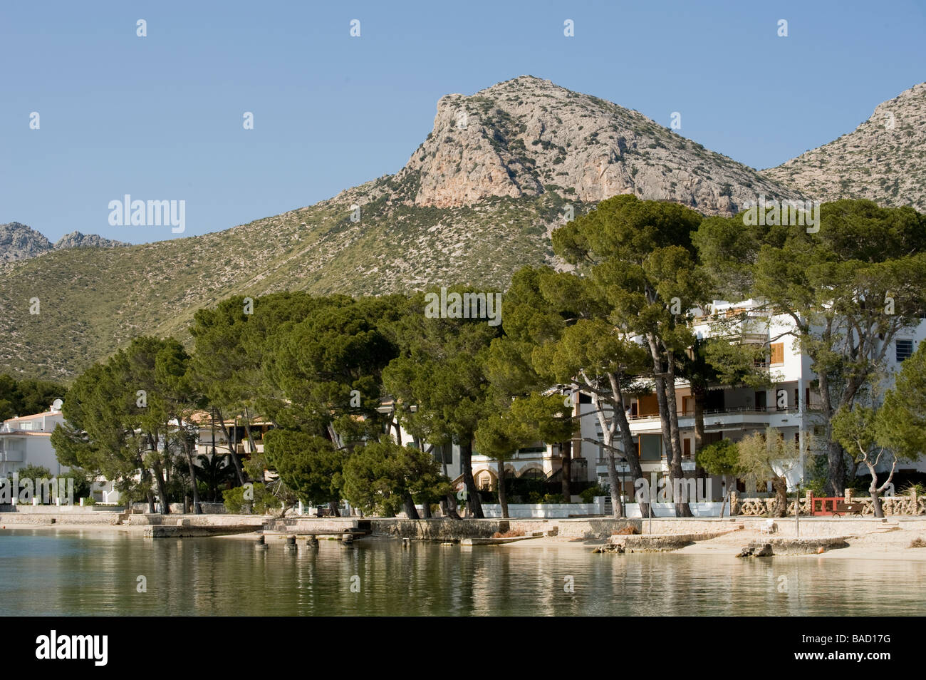 Schöne Aussicht auf den spanischen Ferienort Puerto Pollensa Mallorca Spanien Stockfoto