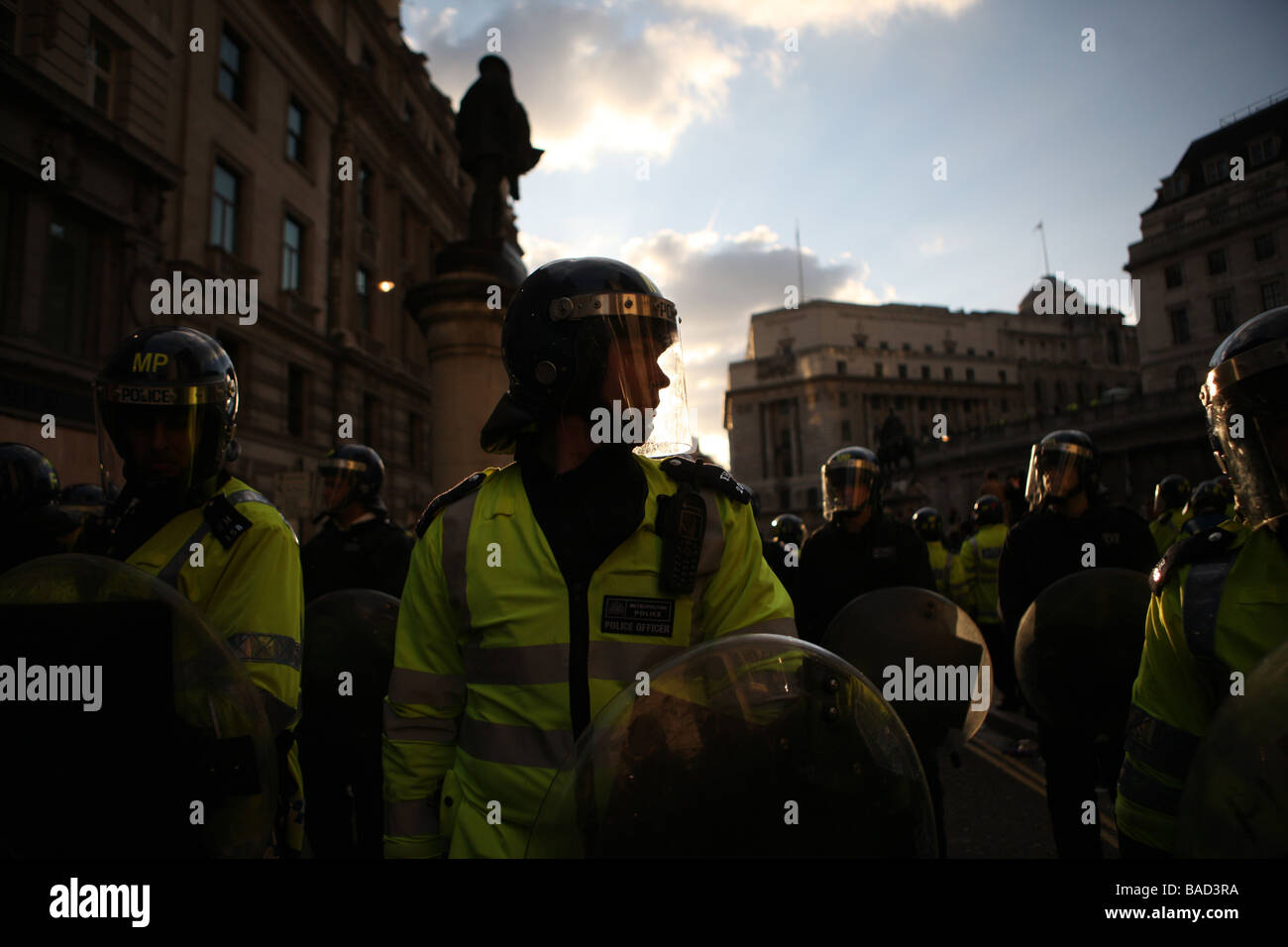 Polizist während der G20-Proteste Stockfoto