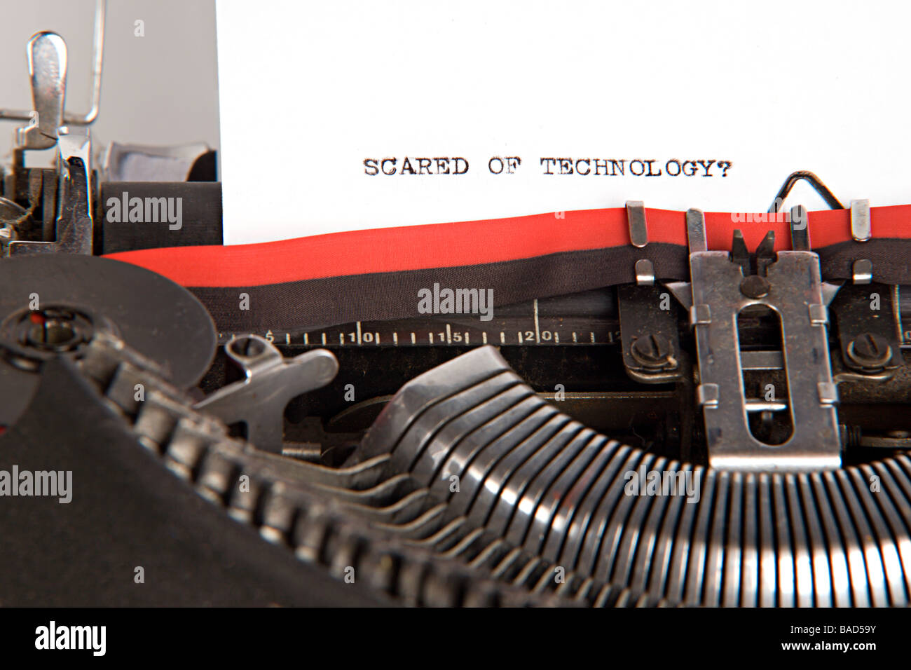"Angst der Technologie" auf 1940 Schreibmaschine geschrieben Stockfoto
