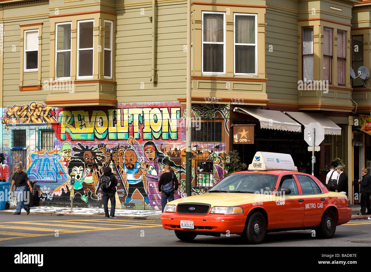 USA, California, San Francisco, Mission District, die Revolution Wandgemälde von Kuba und die Revolution-Cafe Stockfoto