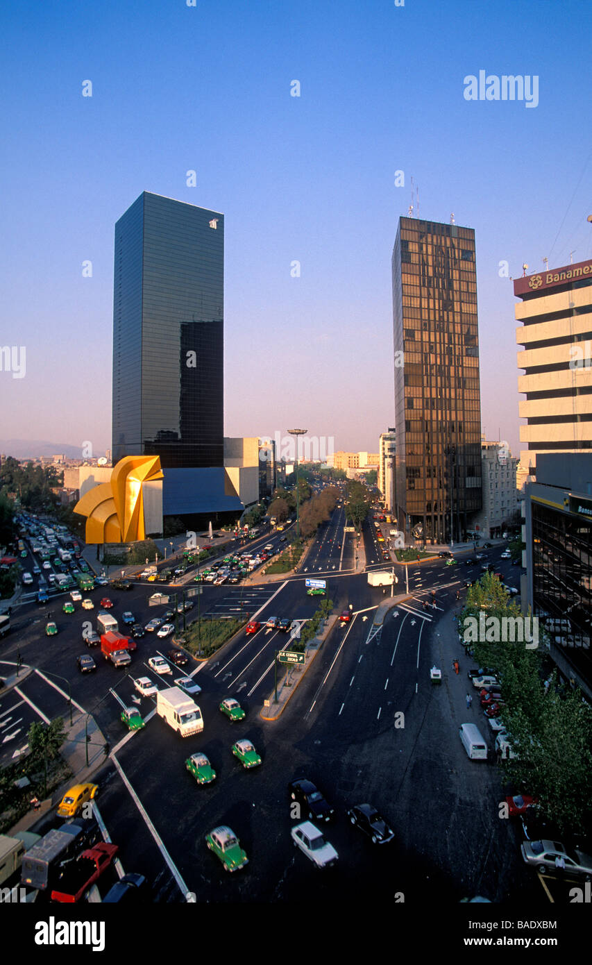 Mexico, Distrito Federal, Mexiko-Stadt, Paseo Reforma, der größten Allee der Stadt Stockfoto