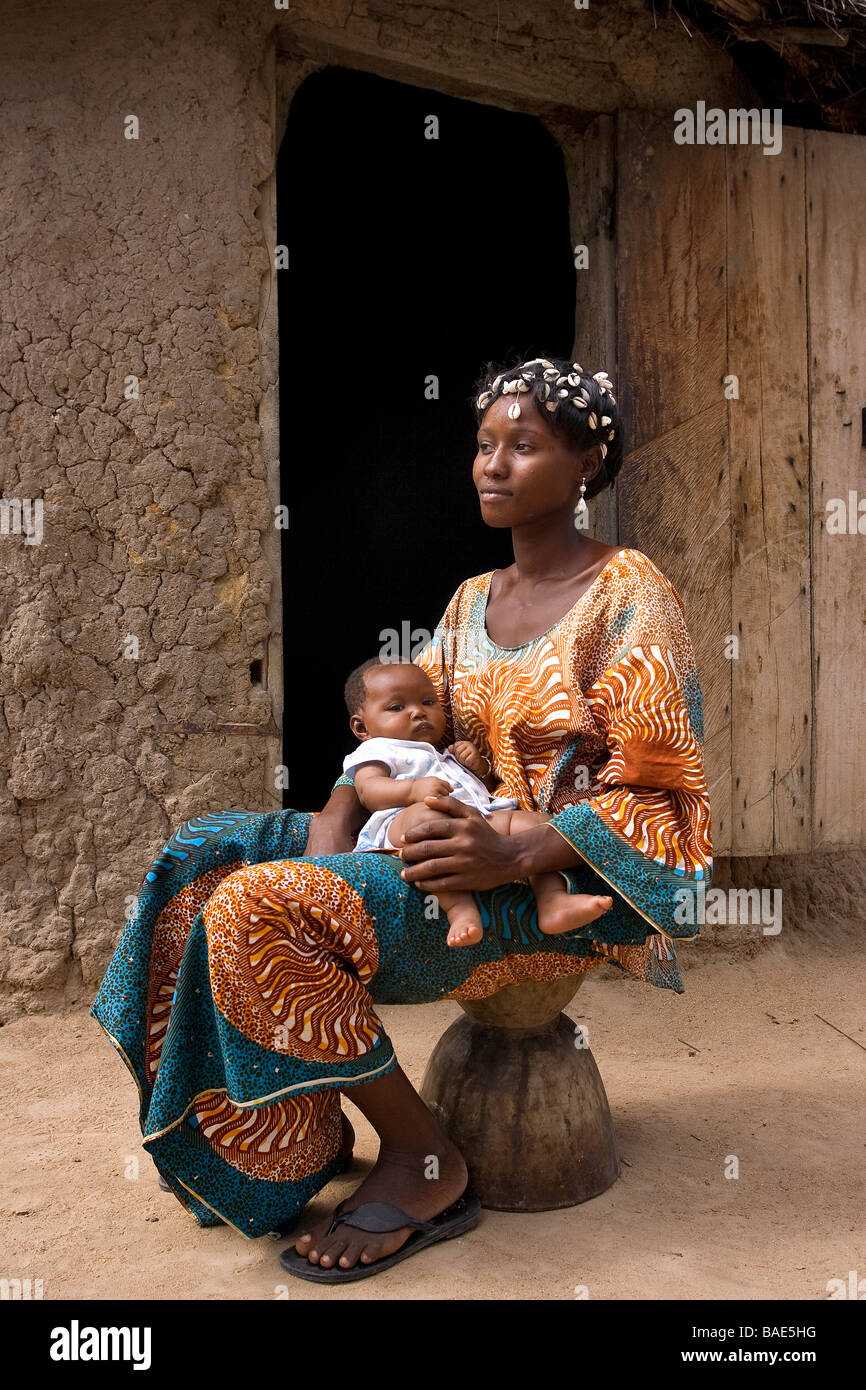 Mali, Mandinka Land (Süden westlich von Bamako nach Guinea), Frau mit Kaurischnecken Hair style Stockfoto