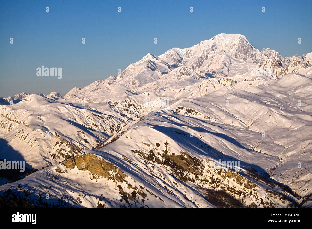 Frankreich, Savoyen, in der Nähe von Chamonix Mont-Blanc (Luftbild) Stockfoto