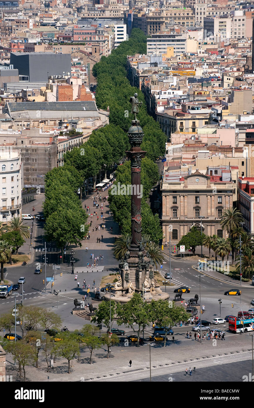 Spanien, Katalonien, Barcelona, Christopher Columbus-Denkmal im Gotico Viertel (Barri Gotic) und Ramblas Bäume Stockfoto