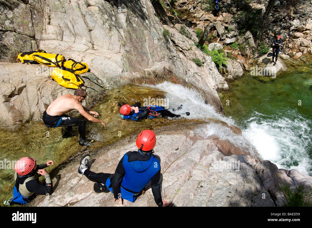 Frankreich, Corse du Sud, Bavella, Canyoning in den Stream Purcaraccia Stockfoto