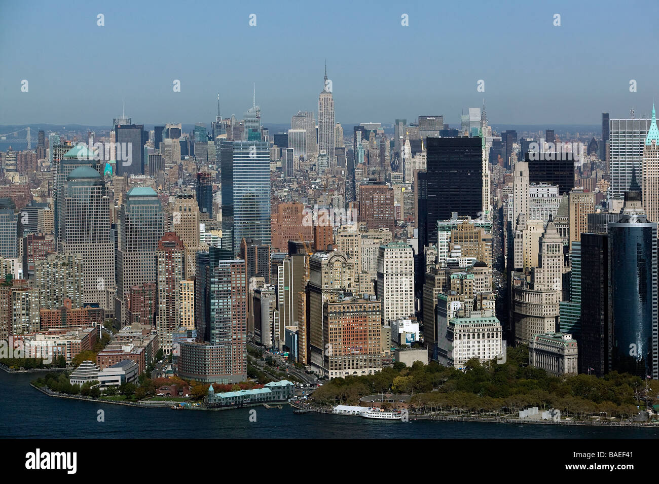 Luftaufnahme über dem unteren Manhattan in New York city Stockfoto