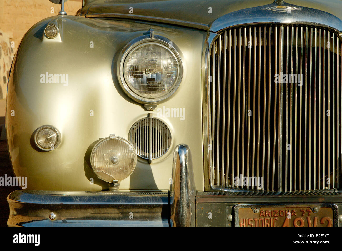 Detail der Vorderseite eine antike 1960 Jaguar auf dem display Stockfoto