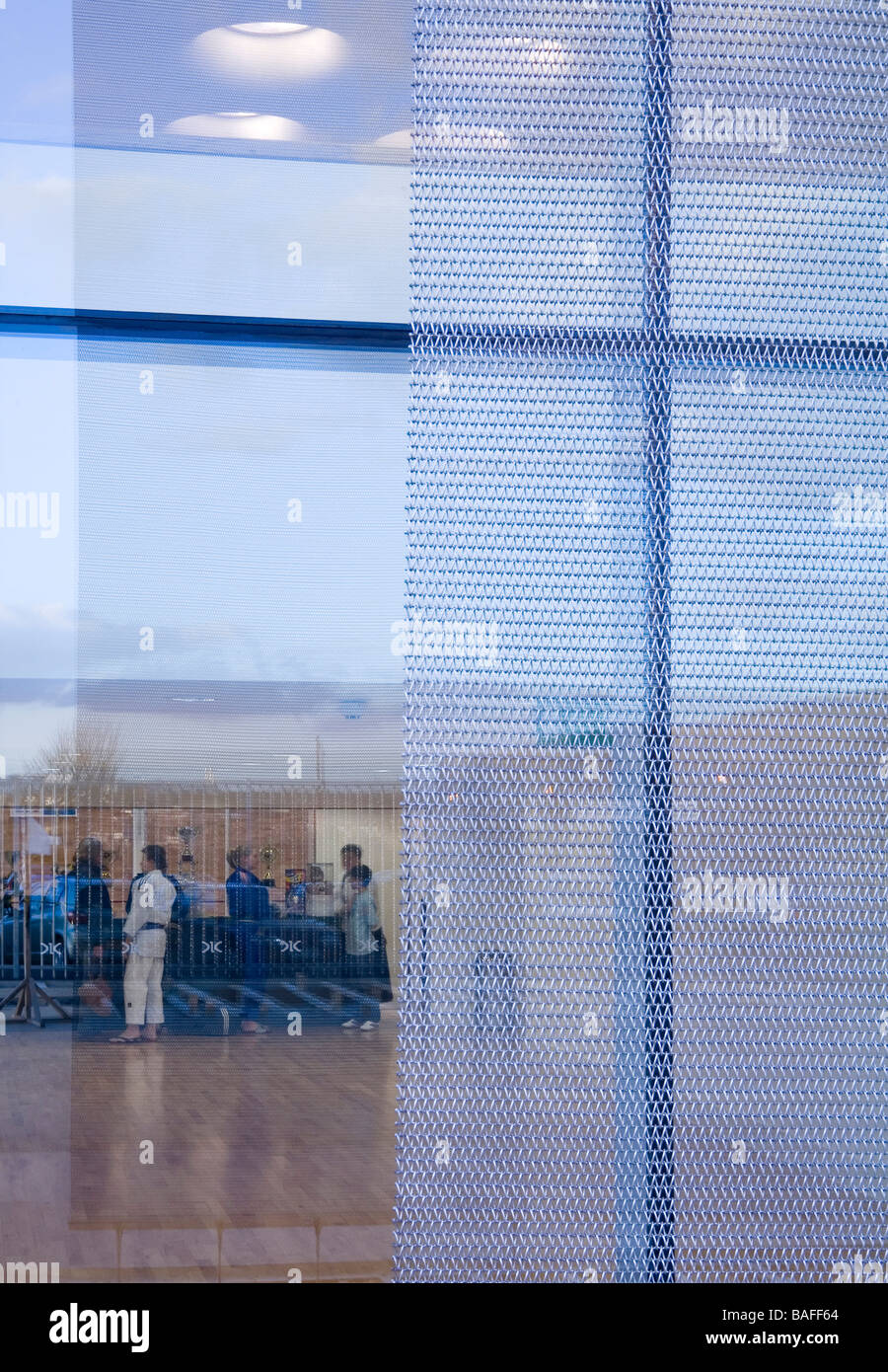 Dartford Judo Club, Dartford, Vereinigtes Königreich, stellen Architekten, Dartford Judo Club Blick in Dämmerung. Stockfoto