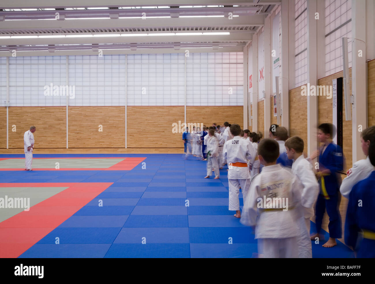 Dartford Judo Club, Dartford, Vereinigtes Königreich, stellen Architekten, Dartford Judo Club Dojo mit Judo-Klasse. Stockfoto