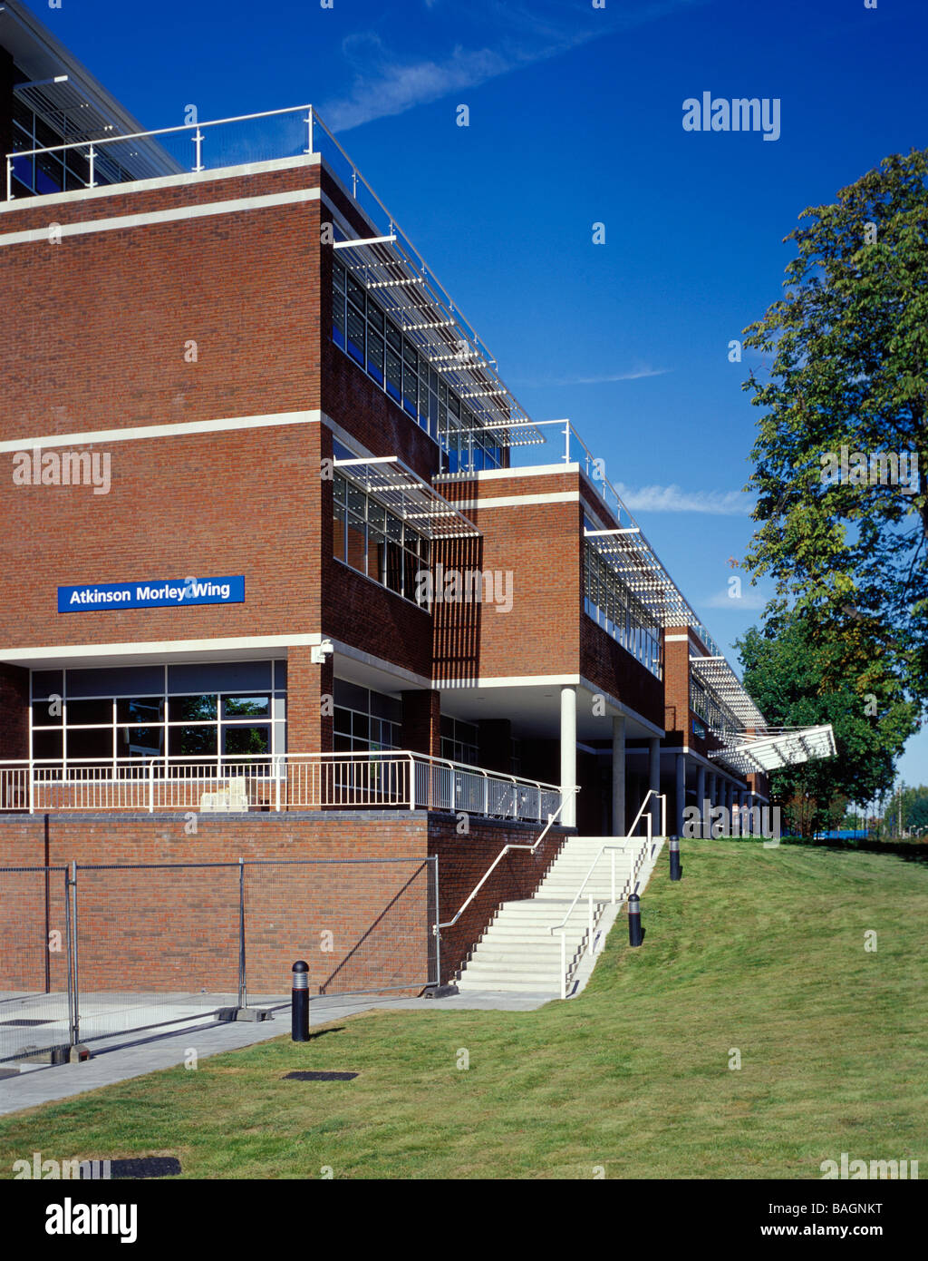 Atkinson Morley Wing - St Georges Hospital, London, Vereinigtes Königreich, Broadway Malyan Atkinson Morley Flügel - St Georges Krankenhaus Stockfoto