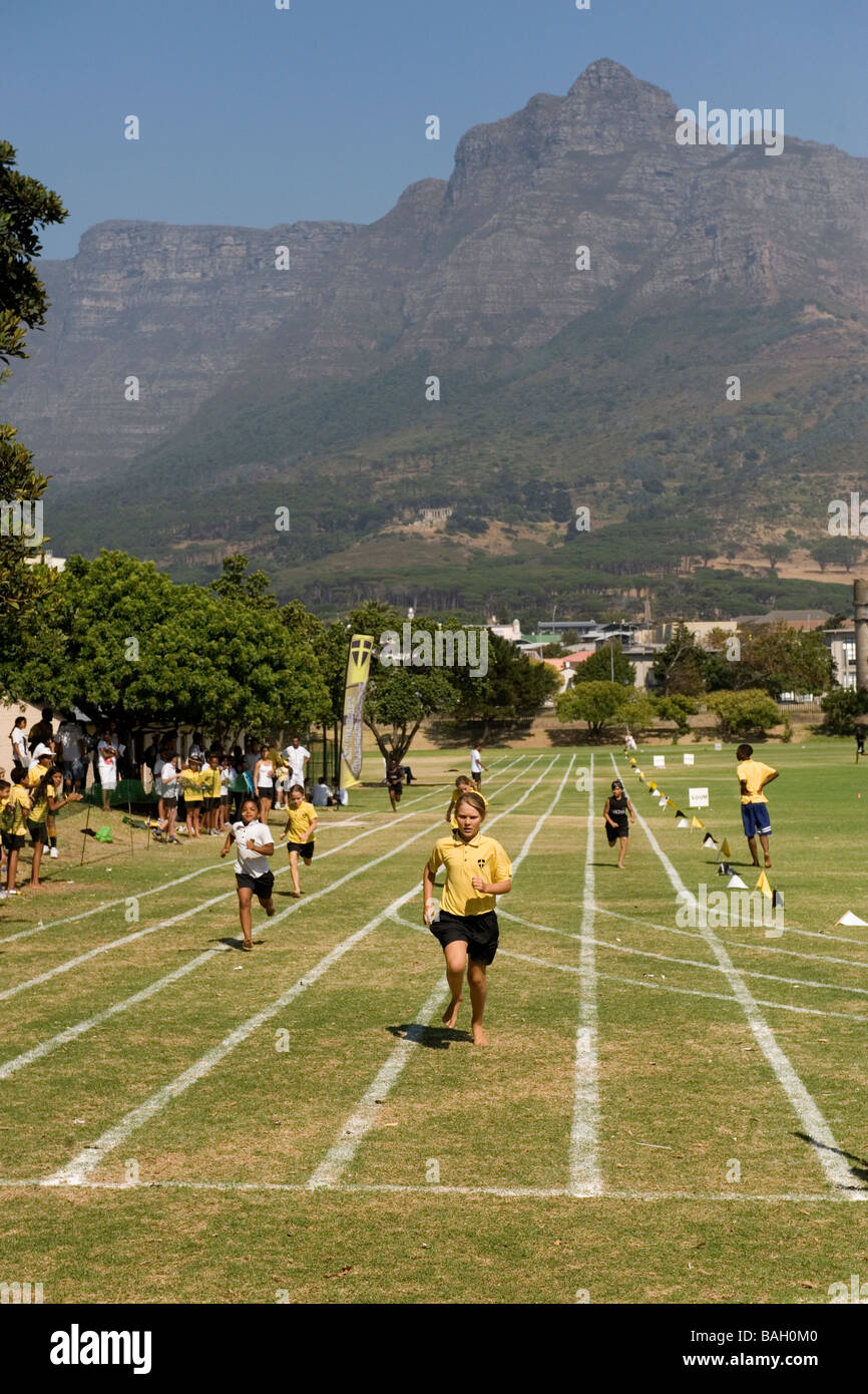 Track und Felder Sporttag am St Georges Schule Kapstadt Südafrika Stockfoto