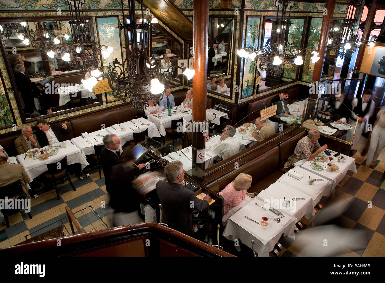 Frankreich, Paris, Saint Germain des Pres Bezirk, die Brasserie Lipp, Mittagsservice Stockfoto