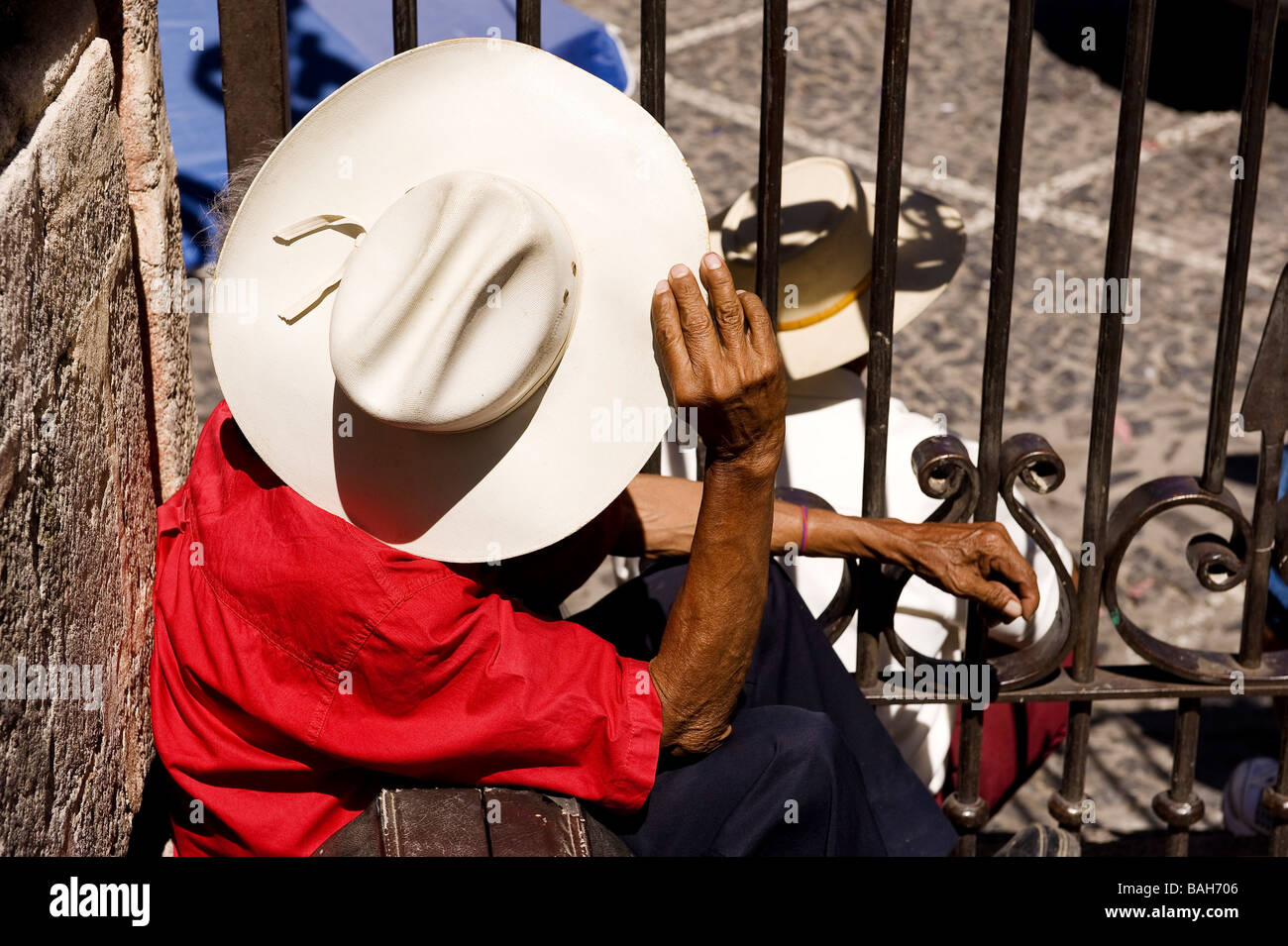Mexiko, Bundesstaat Guerrero, Taxco, ein Mann und seine sombrero Stockfoto