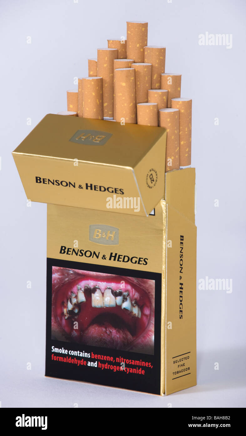 Zigarette-Paket-Warnung Stockfoto