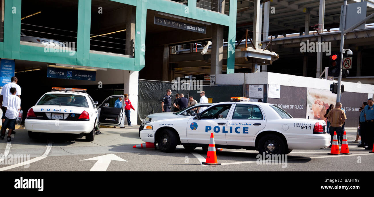 Straßenszene in L.A: polizeiliche Bekämpfung des Verbrechens, Los Angeles, Kalifornien, USA Stockfoto