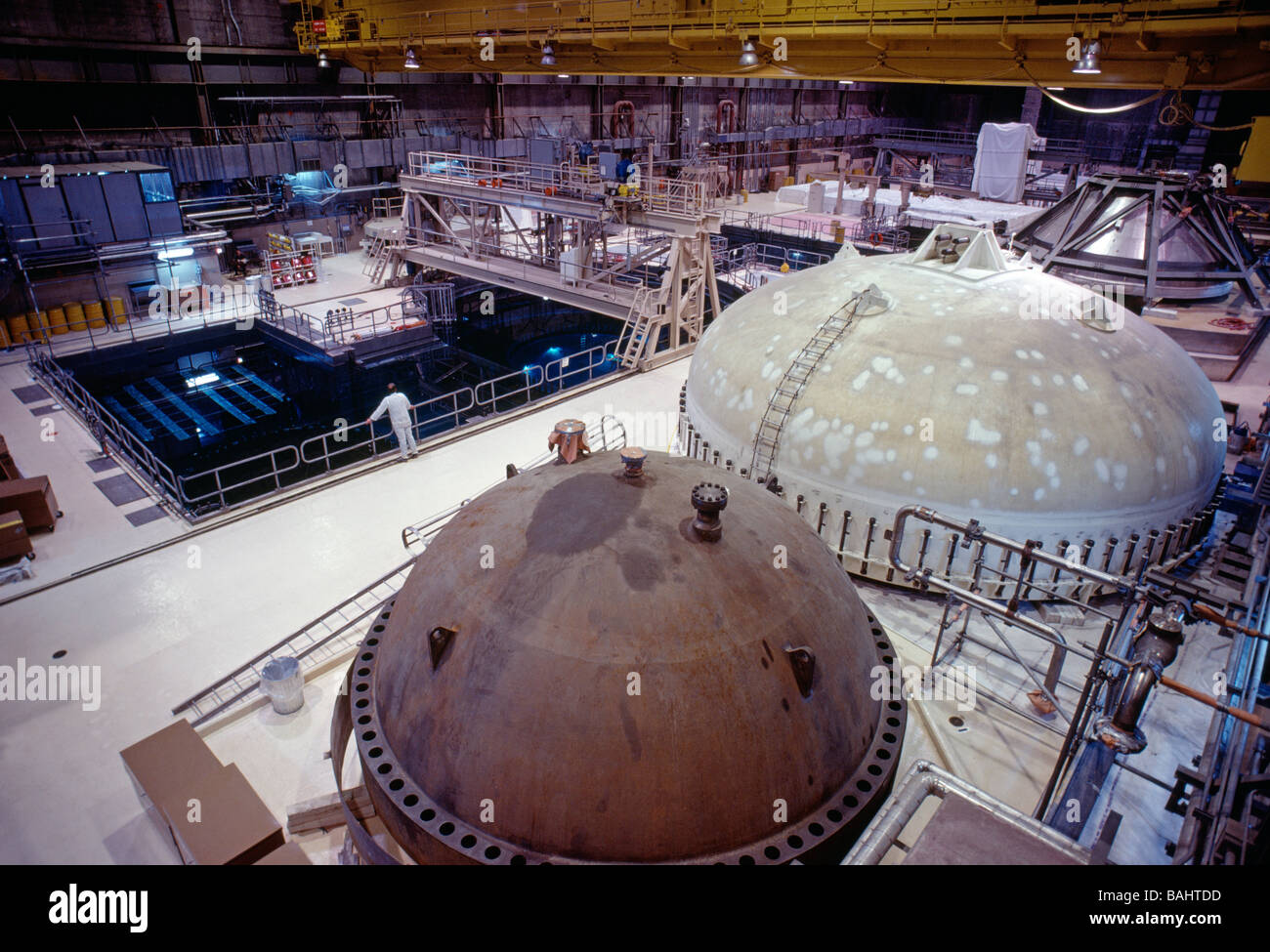 Innenansicht des Atomkraftwerks zeigt den Reaktor deckt Stockfoto