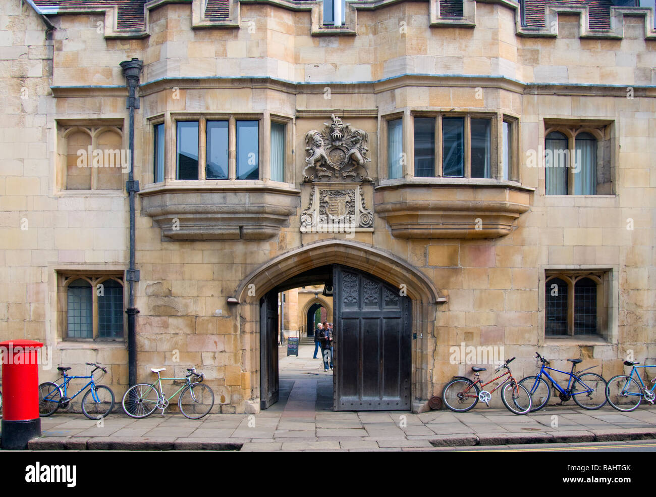 Cambridge, England, Vereinigtes Königreich. Pembroke College Eingang Stockfoto