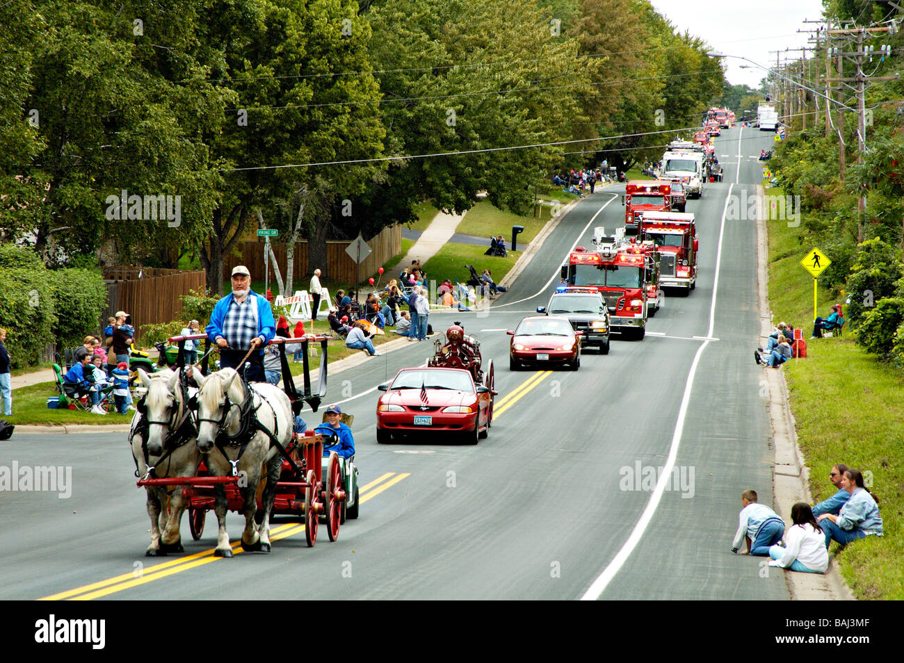 Der Beginn einer Feuer-Muster-Parade Stockfoto