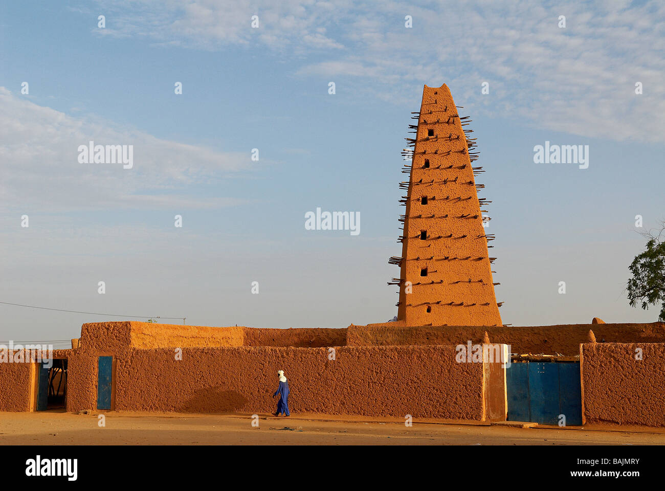 Niger, Agadez, Tür der Wüste, die große Moschee, erbaut im Schlamm datiert aus dem 16. Jahrhundert Stockfoto