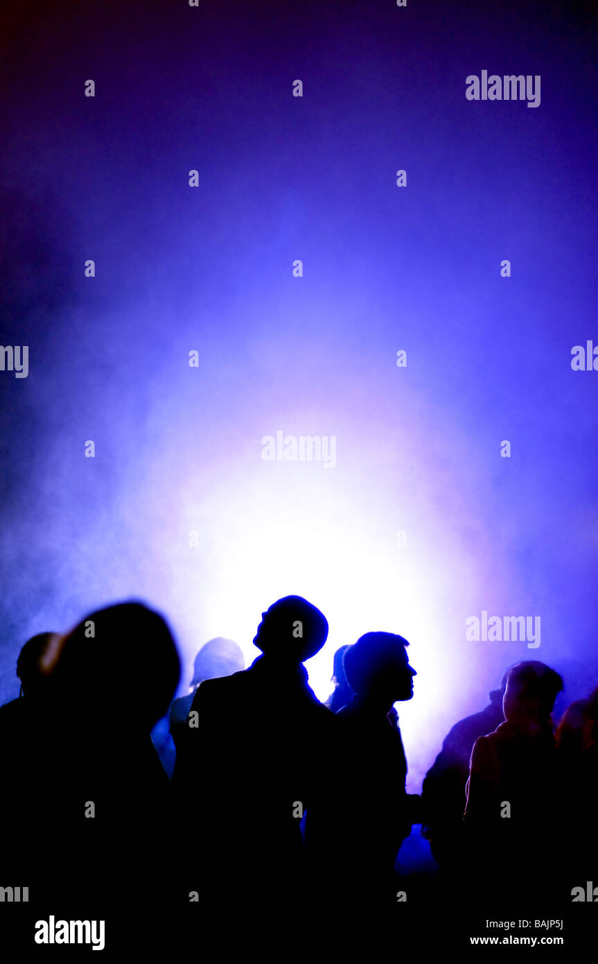 Underground rave -Fotos und -Bildmaterial in hoher Auflösung – Alamy