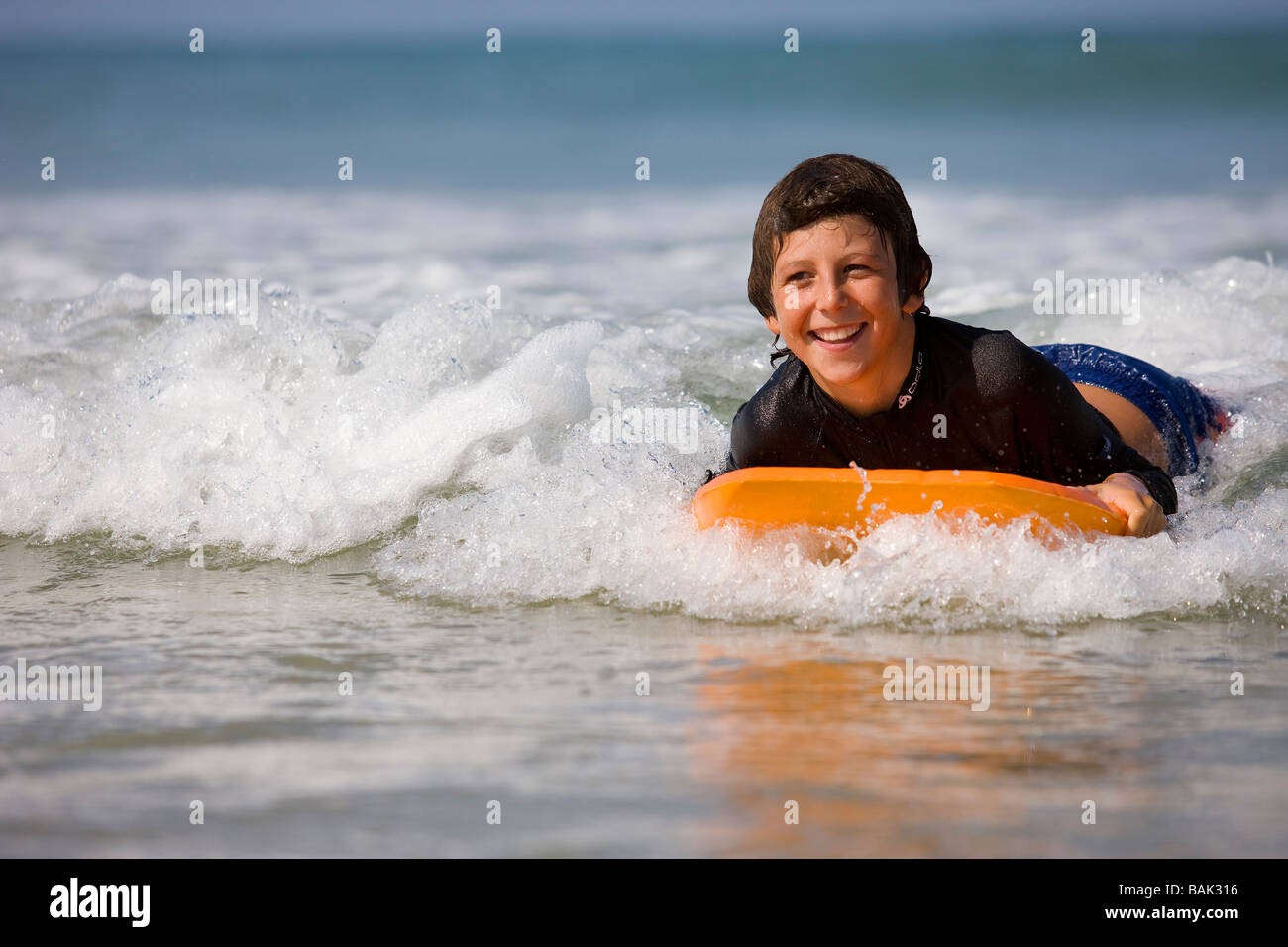 Frankreich, Landes, Biscarrosse, jungen Körper Grenze Stockfoto