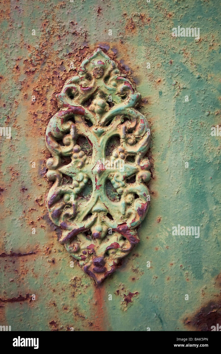 19. Jahrhunderts geschmiedet Eisentor Ornament detail Stockfoto