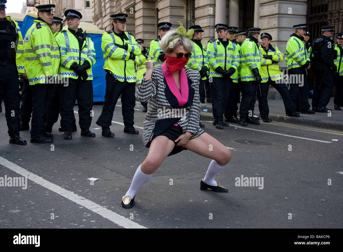 G20-Demo Demo Protest Bank des England-London-Großbritannien-Europa  Stockfotografie - Alamy